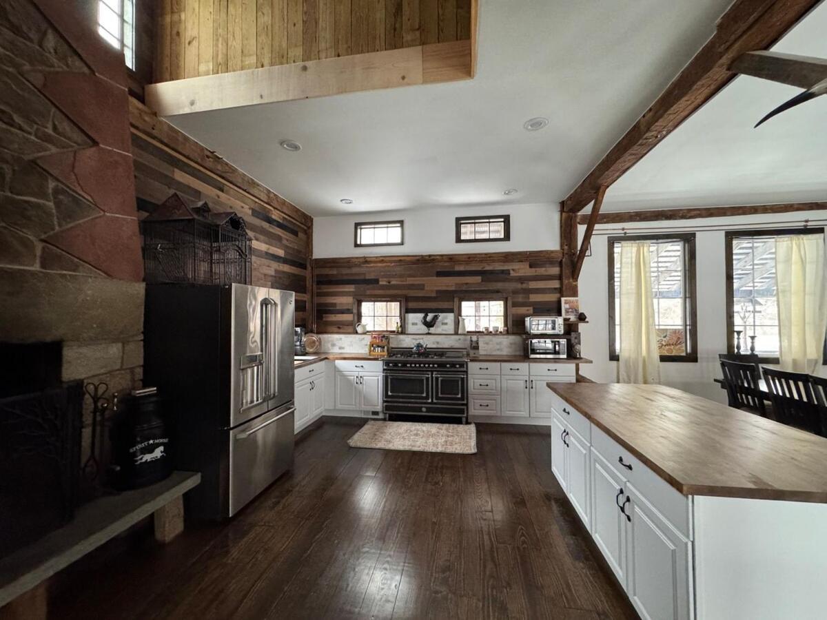 The Spirit Horse Farm, Kent Connecticutヴィラ エクステリア 写真