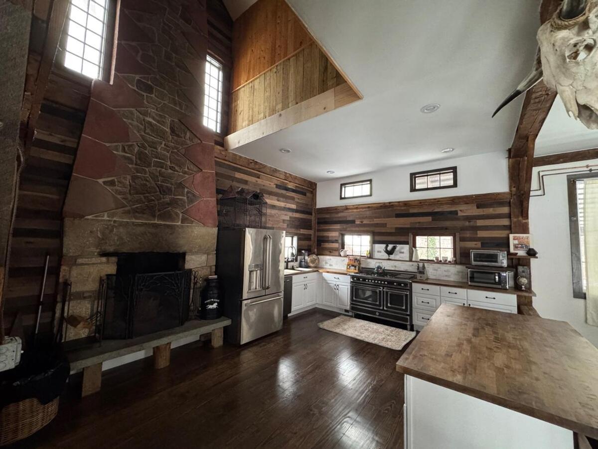 The Spirit Horse Farm, Kent Connecticutヴィラ エクステリア 写真